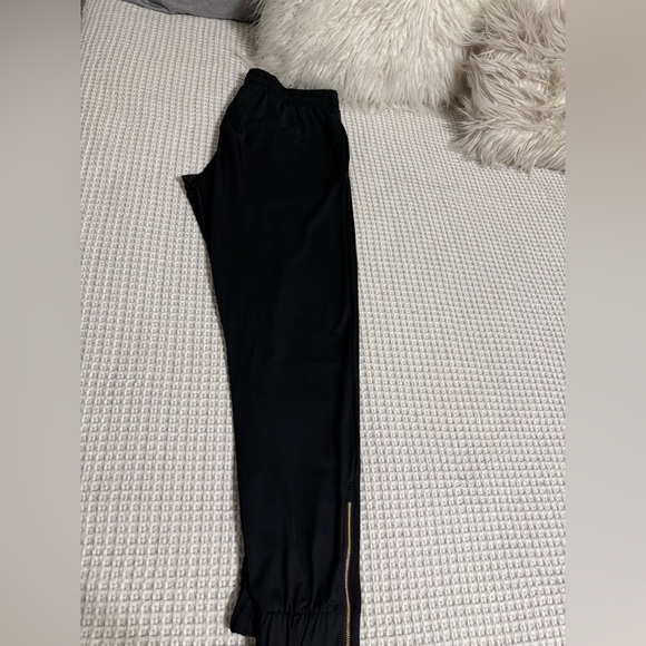 NWOT Stylish Black Joggers - Picture 8 of 10